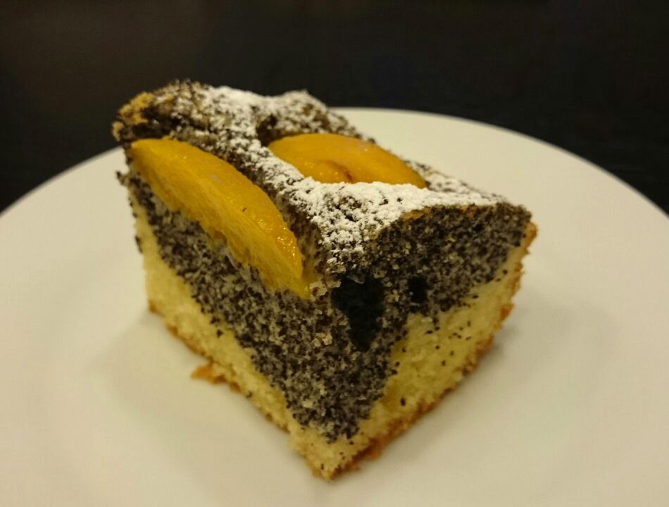 Pfirsich-Mohn-Kuchen