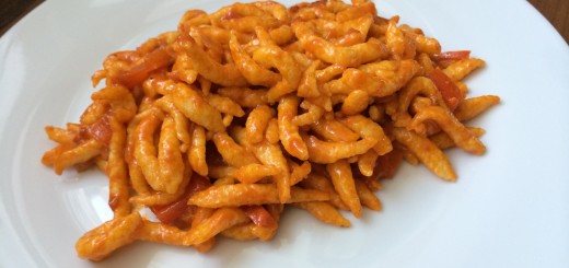 Spätzle in Paprikasauce