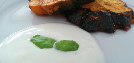 Gebratener Kürbis mit Joghurt-Zitronen-Dip