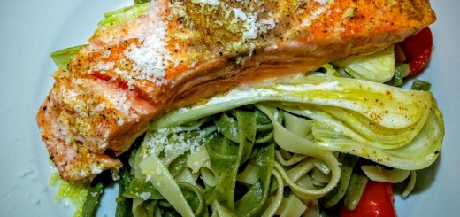 Curry-Lachs auf Tagliatelle