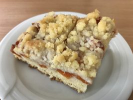 Marillenkuchen mit Streusel