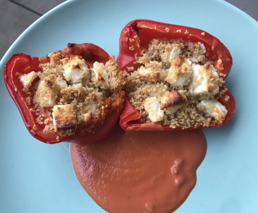 Gefüllte Paprika mit Schafkäse und Couscous