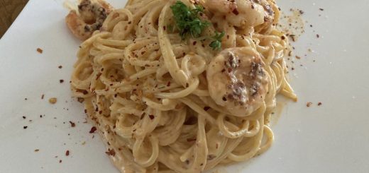 Feurige Spaghetti mit Brunch und Garnelen